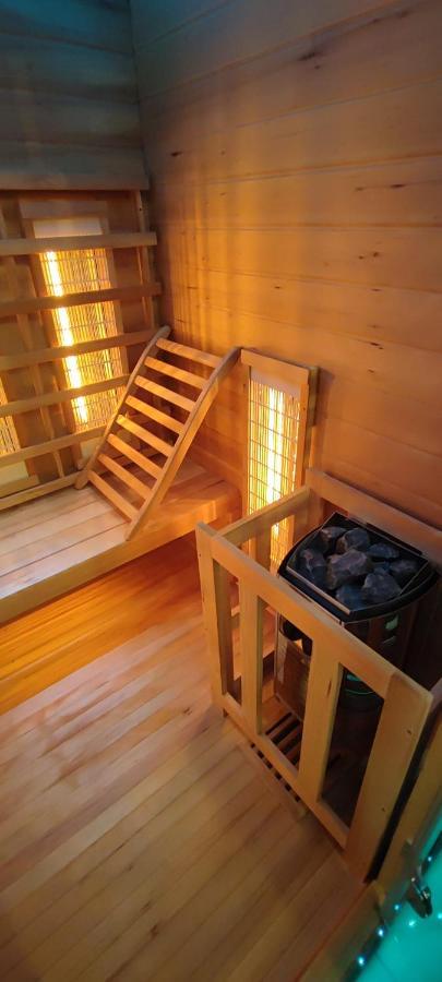 La Kaz Rhumantique Sauna And Spa Privatif La Rivière-Saint-Sauveur Exterior foto